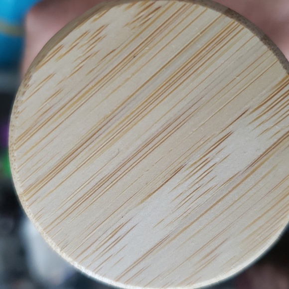 💥BUY 2 GET 1 FREE William Morris Glass Water Bottleby Portico Designs, $29.99 - Picture 5 of 13